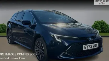 Używany Toyota Corolla Design 196 KM (144 kW) 2025 Kombi