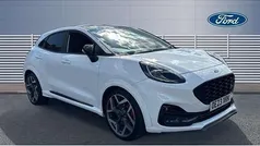 White Used 2023 Ford Puma ST SUV | £19,900 (Fair price)