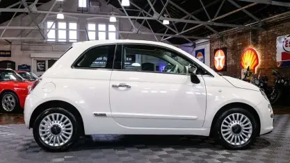 Used Fiat 500 Lounge 69 HP (50 kW) 2014 White Hatchback