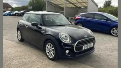 Black Used 2018 Mini Cooper Hatch Hatchback | £10,395 (Fair price)