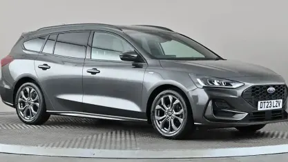 Used Ford Focus ST-Line 125 HP (91 kW) 2023 Grey Estate