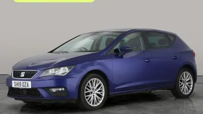 Used Seat Leon SE Dynamic 116 HP (85 kW) 2019 Blue Hatchback