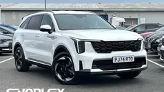 White Used 2025 Kia Sorento 2 SUV | £41,930 (Fair price)