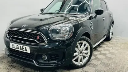 Used Mini Cooper S Countryman Sport 192 HP (141 kW) 2019 Black SUV