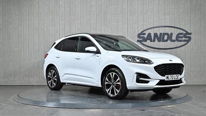 Używany Ford Kuga ST-Line X 225 KM (165 kW) 2022 Biały SUV