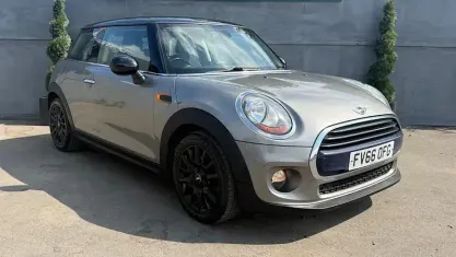 Used Mini Cooper Hatch 136 HP (100 kW) 2016 Silver Hatchback
