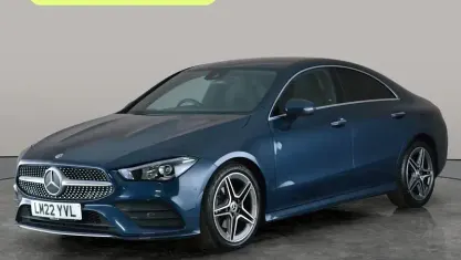 Usado Mercedes CLA180 AMG Line Premium 136 HP (100 kW) 2022 Sedan