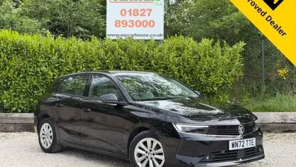 Begagnad Vauxhall Astra Design Edition 131 HK (96 kW) 2025 Halvkombi
