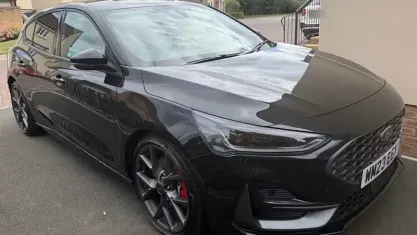 Used Ford Focus ST 280 HP (205 kW) 2023 Black Hatchback