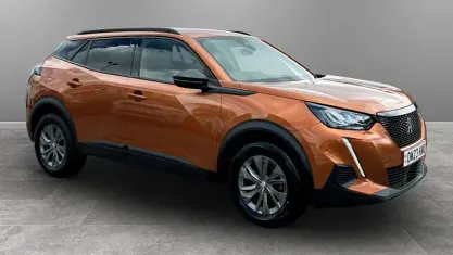 Used Peugeot 2008 Active+ 101 HP (74 kW) 2023 SUV