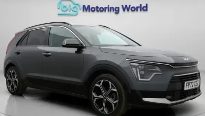 Usado Kia Niro 141 CV (103 kW) 2023 Gris SUV
