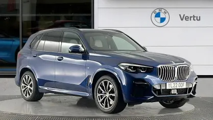 Begagnad BMW X5 M Sport 286 HK (210 kW) 2022 Blå SUV