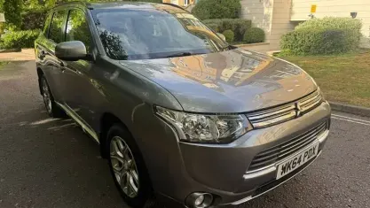 Käytetty Mitsubishi Outlander P-HEV 121 HP (88 kW) 2015 Farmari