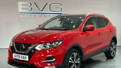 Red Used 2018 Nissan Qashqai N-Connecta SUV | £11,744 (Fair price)