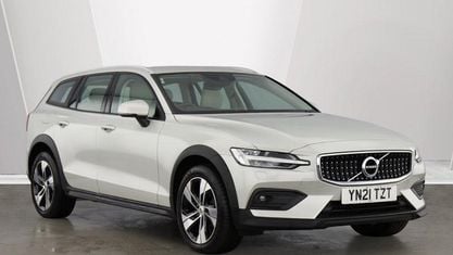 Usado Volvo V60 CC Pro 197 CV (144 kW) 2021 Other Familiar
