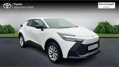 Used Toyota C-HR 140 HP (102 kW) 2026 SUV