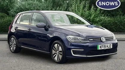 Used VW e-Golf 99 kW (135 HP) 2019 Blue Hatchback