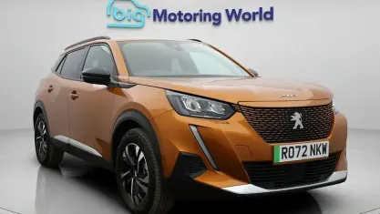 Used Peugeot e-2008 Allure+ 100 kW (136 HP) 2023 Orange SUV