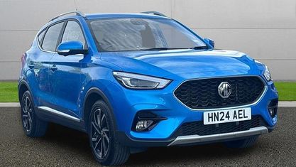 Używany MG ZS Exclusive 106 KM (77 kW) 2024 Niebieski SUV