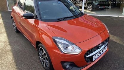 Used Suzuki Swift SZ5 83 HP (61 kW) 2023 Flame orange and black Hatchback