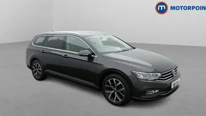 Begagnad VW Passat SEL 150 HK (110 kW) 2023 Kombi