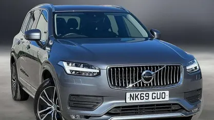 Used Volvo XC90 Momentum 235 HP (172 kW) 2021 SUV