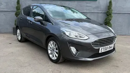 Used Ford Fiesta Titanium 101 HP (74 kW) 2018 Grey Hatchback