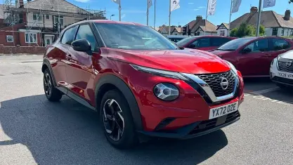 Used Nissan Juke N-Connecta 114 HP (83 kW) 2025 Red SUV