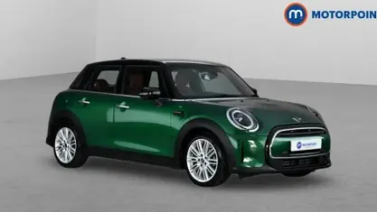 Used Mini Cooper Exclusive 136 HP (100 kW) 2023 Green Hatchback