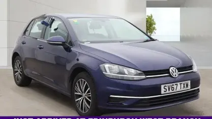 Used VW Golf VII SE 125 HP (91 kW) 2017 Blue Hatchback