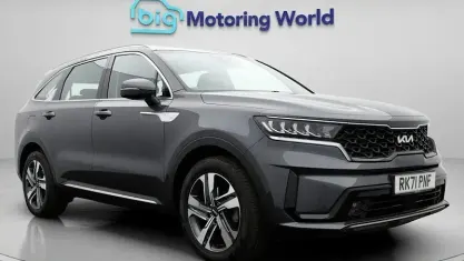 Used Kia Sorento 261 HP (191 kW) 2021 Grey SUV