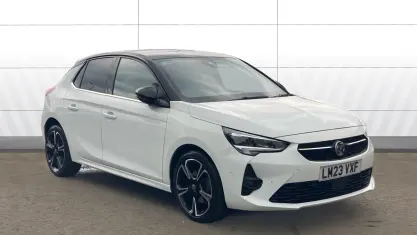 Used Vauxhall Corsa Ultimate 101 HP (74 kW) 2023 White Hatchback