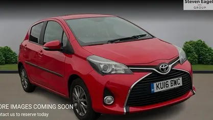 Used Toyota Yaris 99 HP (72 kW) 2016 Hatchback