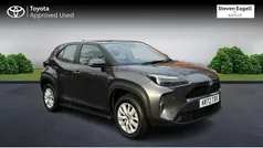 Used 2025 Toyota Yaris Hybrid Estate | £20,619 (Good price)