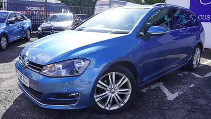 Used VW Golf VII GT 150 HP (110 kW) 2015 Blue Estate