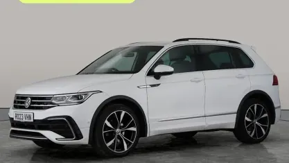 Begagnad VW Tiguan R-line 150 HK (110 kW) 2023 Vit SUV