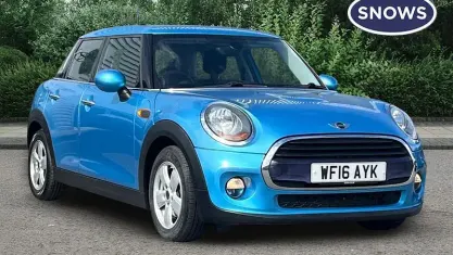 Used Mini Cooper Hatch 136 HP (100 kW) 2016 Blue Hatchback
