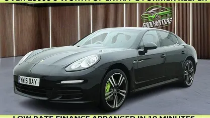 Used Porsche Panamera 416 HP (305 kW) 2015 Black Hatchback