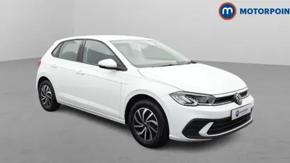 Used VW Polo Life 80 HP (58 kW) 2024 Silver Hatchback