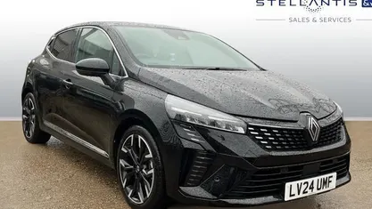 Used Renault Clio V Techno 143 HP (105 kW) 2024 Hatchback