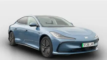 Used MG IM5 216 kW (295 HP) 2026 Blue Hatchback