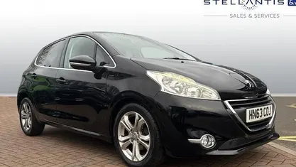 Used 2014 Peugeot 208 Allure Hatchback | £6,463 (Fair price)
