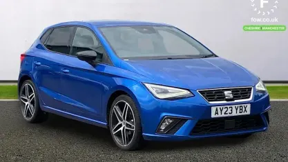 Usado Seat Ibiza FR 95 CV (69 kW) 2022 Azul Utilitario