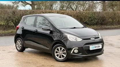 Used Hyundai i10 Premium 66 HP (48 kW) 2017 Hatchback