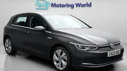 Używany VW Golf VIII Style 150 KM (110 kW) 2023 Szary Hatchback