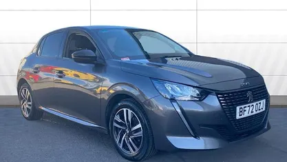Used Peugeot 208 Allure+ 102 HP (75 kW) 2023 Hatchback