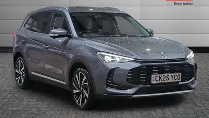 Used 2025 MG ZS Trophy Hatchback | £18,999 (Fair price)