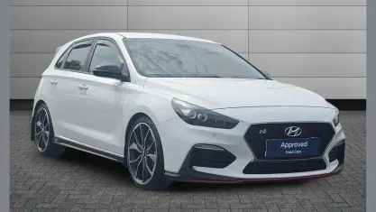 Used Hyundai i30 N Performance 275 HP (202 kW) 2020 White Hatchback
