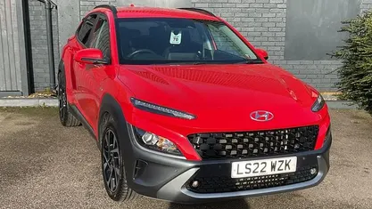 Used Hyundai Kona Premium 120 HP (88 kW) 2022 Red SUV