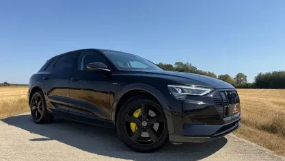 Used Audi e-tron S-Line 300 kW (408 HP) 2022 Black SUV